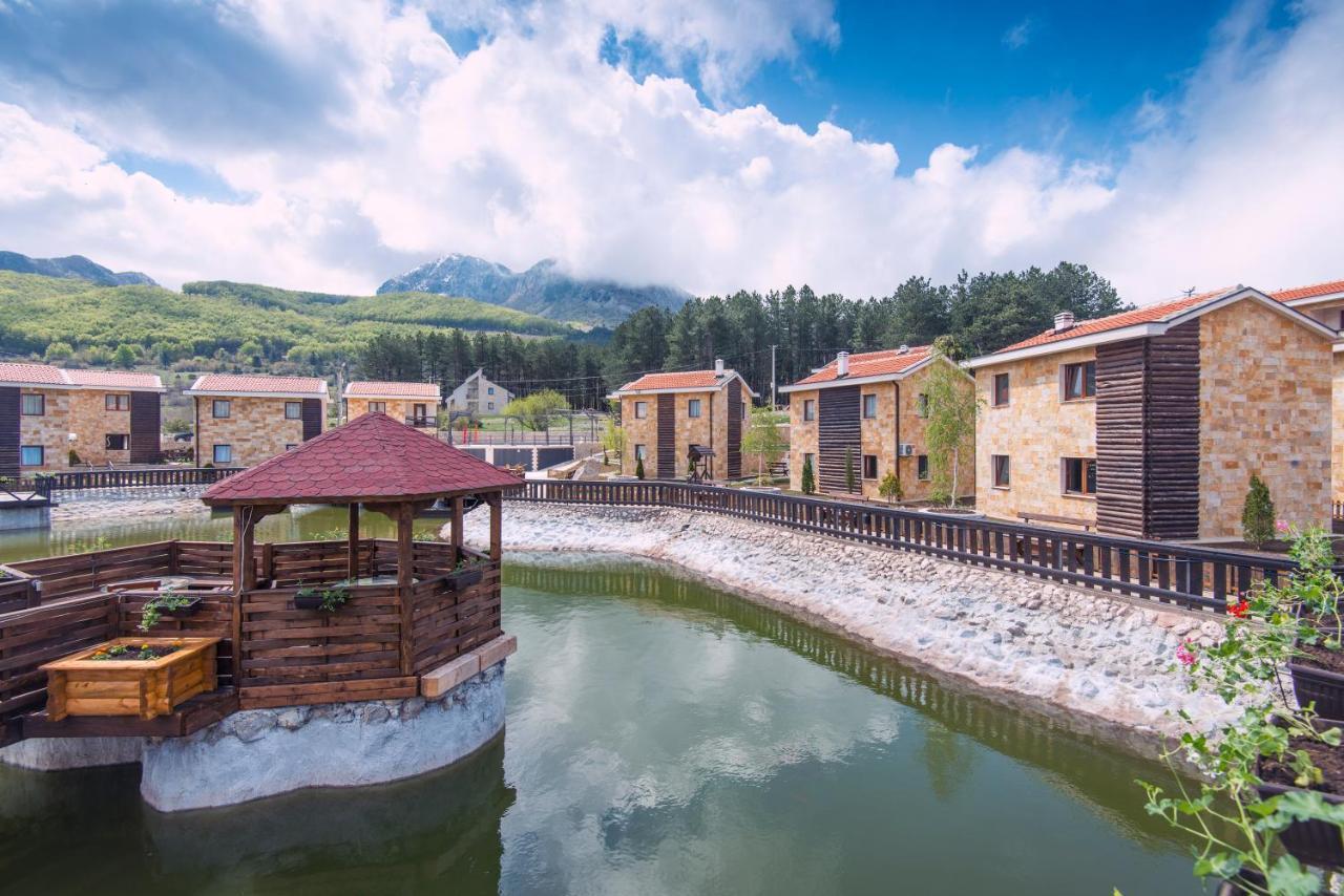 Ethno Village St George 公寓 采蒂涅